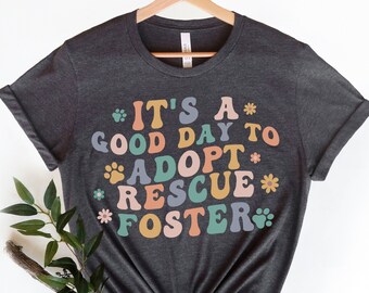 Dog Rescue Shirt for Women, Adopt Rescue Foster, Retro Rescue Mom Tshirt, Animal Rescue T-Shirt, Dog Adoption Shirts, Gift for Dog Mama