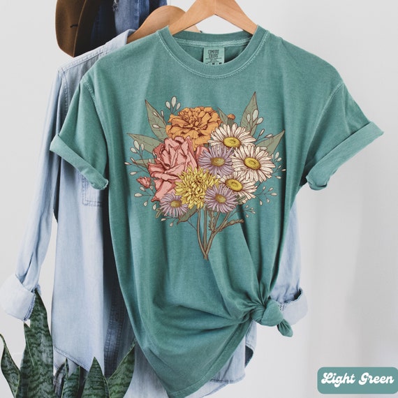 Custom Birth Month Flower Bouquet Shirt, Perfect Mothers Day Gift for Mom, Personalized Grandma TShirt, Floral Grandmother Tee, Plant Mama