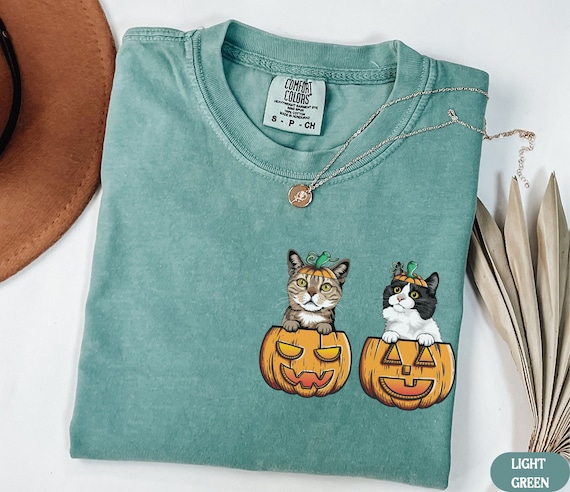 Custom Cat Halloween Shirt, Cat Comfort Colors Shirt, Personalized Cat Lovers T-Shirt, Cute Fall Gift for Cat Mom, Spooky Season Pumpkin Tee