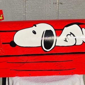 Hand-Painted Snoopy Doghouse Mailbox: Woodstock Flag, Personalized Peanuts Fan Gift