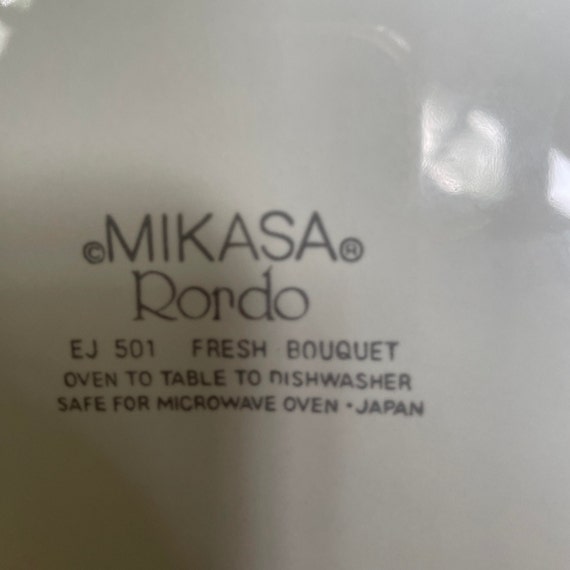 Mikasa Service for 6 Oven to Table Dinner Soft Blue French