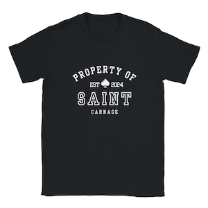 Proprietà di Saint - Carnage, Madness, The Ritual The Sinner The Sacrifice The Book Boyfriend Merch Maglietta girocollo unisex nera