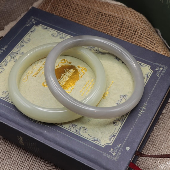 57/58cm Natural Nephrite Jade Bangle Bracelet - Pale Green Translucent Stone / Purple Grey Translucent Stone -Solid Bangle View 2