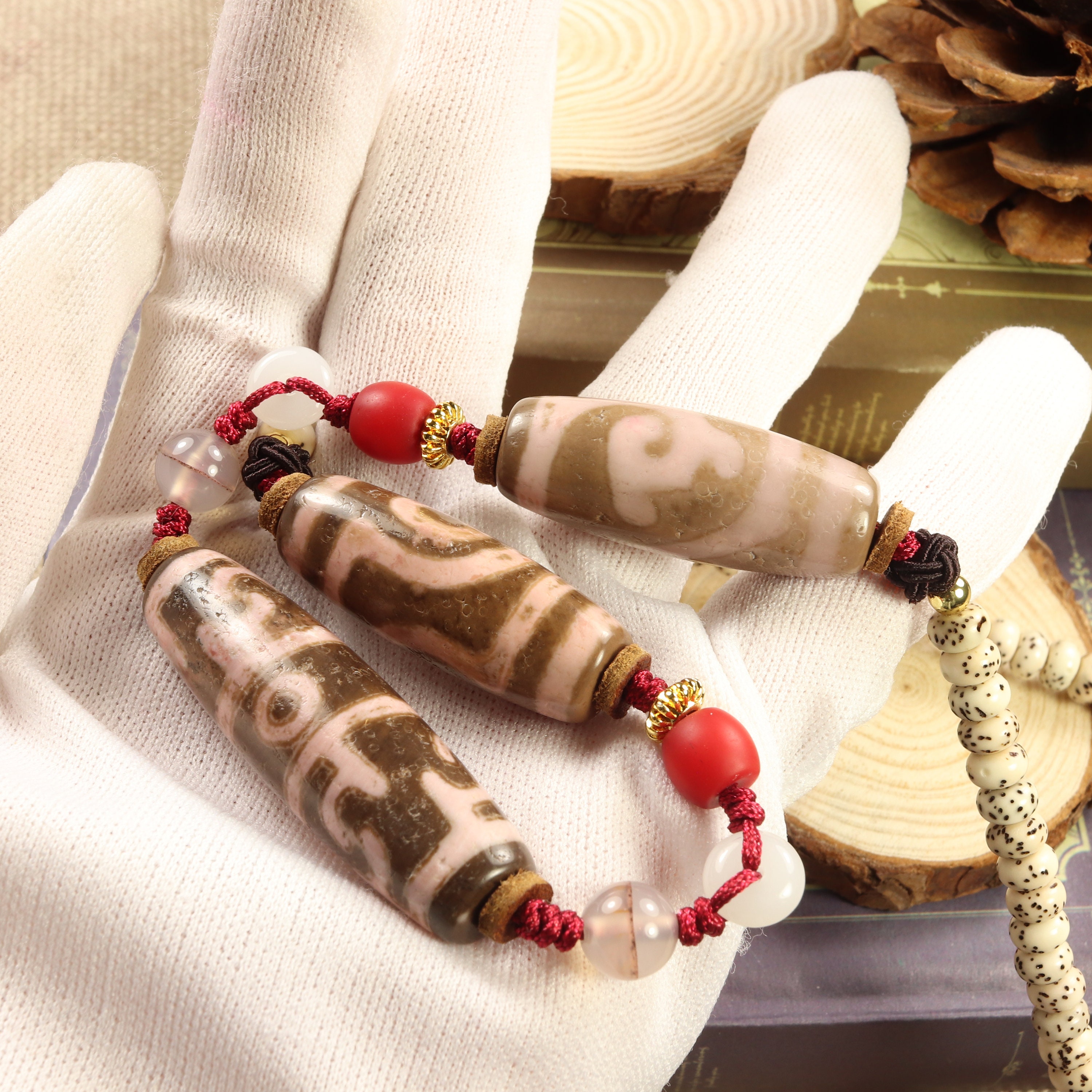 チベットの二眼三眼龍フック/金剛杵、多羅のお守り Dzi ビーズ