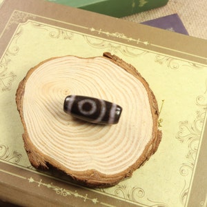 Tibetan Two Eye One Strip Amulet Dzi Bead
