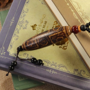 Tibetan Nine Eye One Stripes Amulet Dzi Bead Necklace