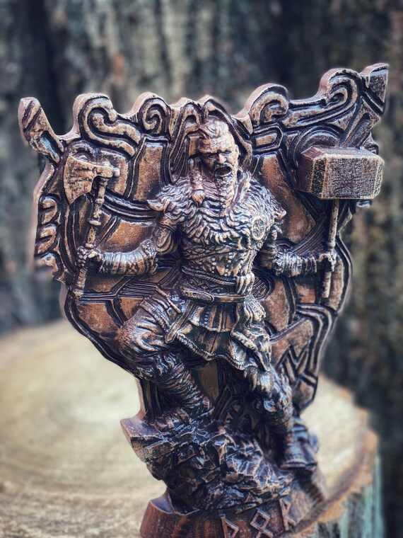 Thor statue Thor god Mjollnir Ragnarok Norse Gods Wood Carving Altar