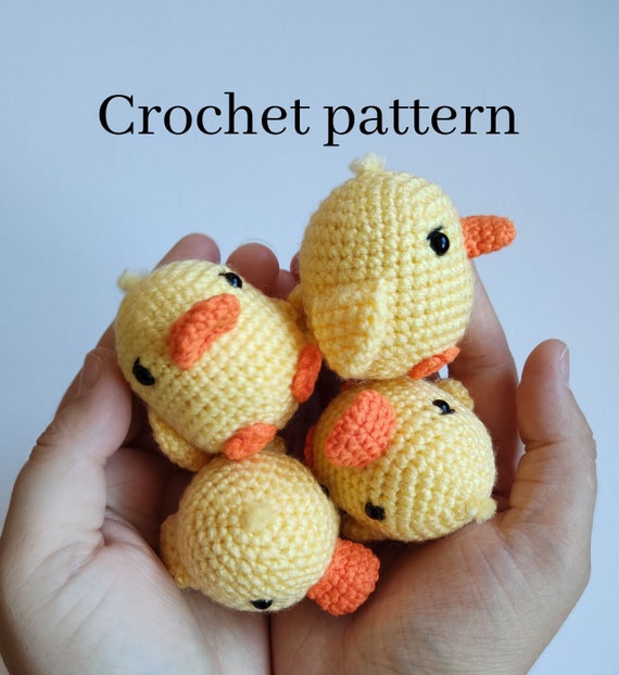 Crochet duck pattern, duck plush pattern, amigurumi duck