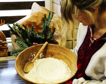 Grande ciotola in legno per l'impasto del pane, ciotola per la frutta fatta a mano per la cucina, ciotola rustica per servire, ciotola in legno naturale per mescolare per cucinare
