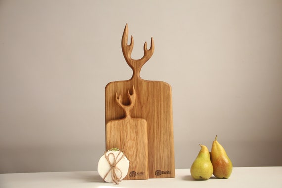 Personalized Wooden Cutting Board with Unique Handles, Wood Serving Board Deer Horn, Charcuterie Board Kitchen Utensils Mothers Day Gift