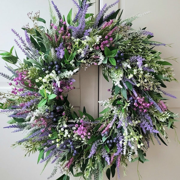 Couronne de printemps avec bruyères et baies de lavande pour porte d’entrée, verdure artificielle de ferme, couronne de porte, couronne de bruyère, mangeur, printemps