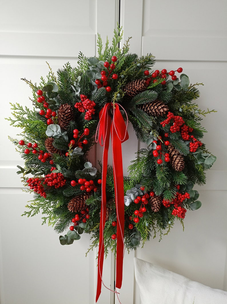 Couronne de Noël, couronne d'hiver pour porte d'entrée, décoration montée pommes de pin, double porte, Noël, Türkranz, couronne de porte image 1