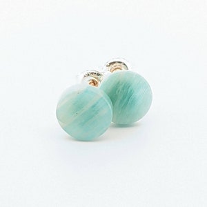 Boucles d'oreilles Puce authentique Amazonite - Pierre naturelle - Gemstone Cartilage boucle d’oreille - flat gemstone stud