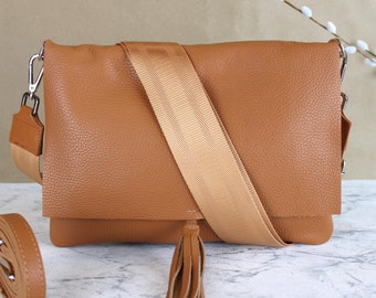 Umhängetasche aus Italienischem Leder: Beige, Gemusterter Riemen