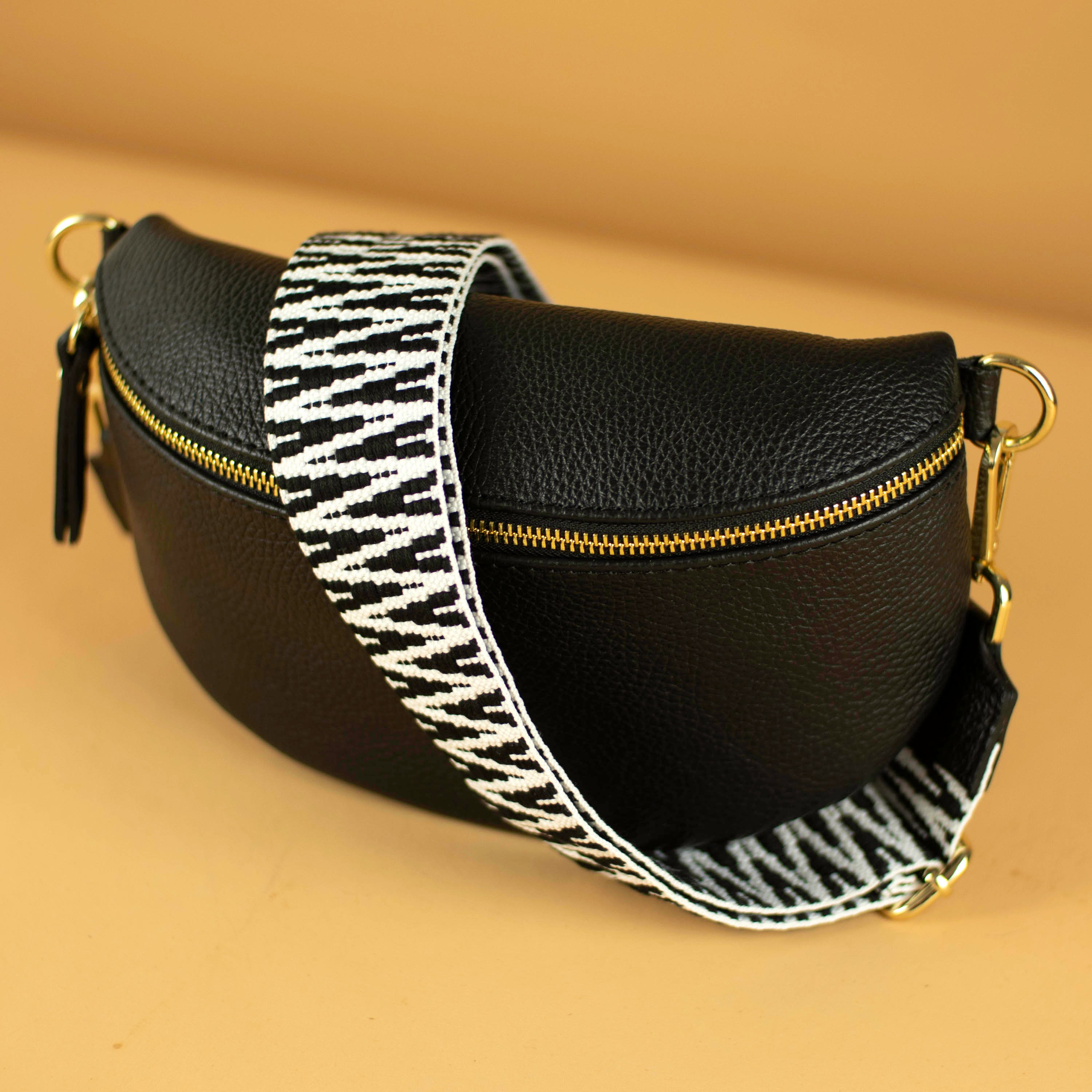 Time 初回盤 Black Leather Italien Waist Bag for Women With Gold