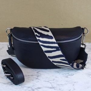 Dunkel Navy Blau Crossbodybag für Frauen Wechselgurt Leder Bumbag Gürteltasche Italienische Bauchtasche Sangle Sac Geschenk sie Silber S,M,L Bild 1