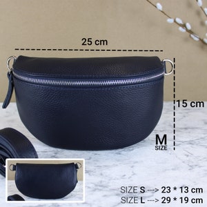 Bauchtasche für Frauen mit Ledergürtel gemustertem Wechselgurt italienischer Crossbody Tasche aus echtem Leder Silber Größe M Geschenk zdjęcie 8