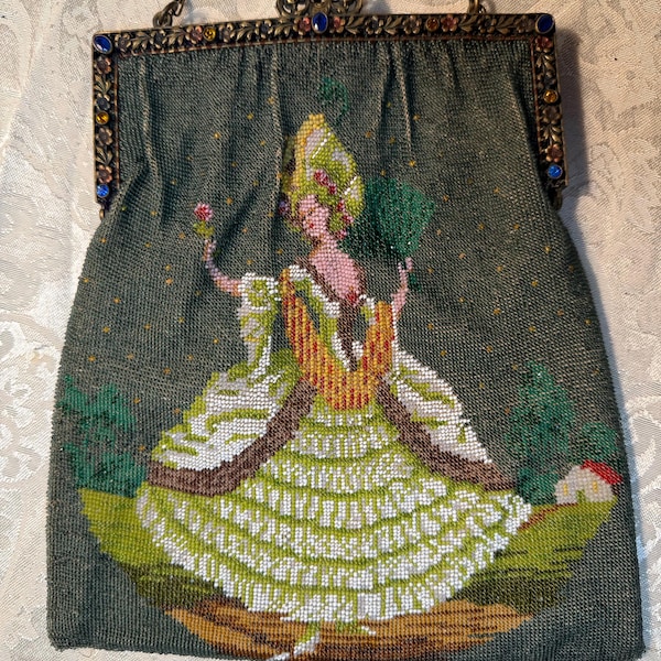 Magnifique sac à main perlé antique des années 1920 !