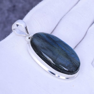 Natural Labradorite Pendant: Handmade 925 Sterling Silver Bohemian Necklace