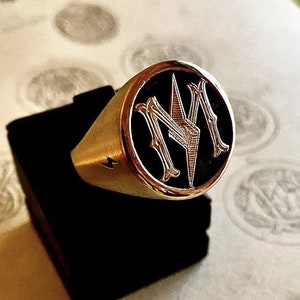 Anillo con sello de plata de 925 k con inicial de monograma, anillo de plata de ley 925 personalizado, anillo con sello de diseño de letras para hombre, regalo de lujo para el día de Halloween-M