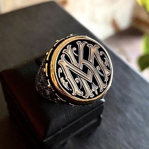 Anillo con sello de plata de 925 k con inicial personalizada y monograma, anillo de plata con diseño de letra especial personalizado, regalo de lujo para el día de Halloween - MK