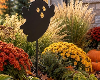 Ghost Garden Stake, Metal Halloween Yard Decor, Steel Ghost Yard Art