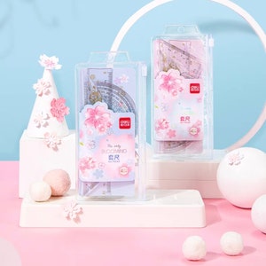 Ensemble de règles Sakura 4 pièces. Fleur de cerisier. Papeterie
