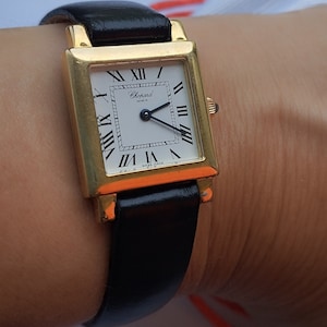 Chopard Geneve Classic Yellow Gold 18k Solid Women's Wristwatch Quartz Manual Winding Leather Strap Case 22mm 12/7366 Vintage Ladies' Watch