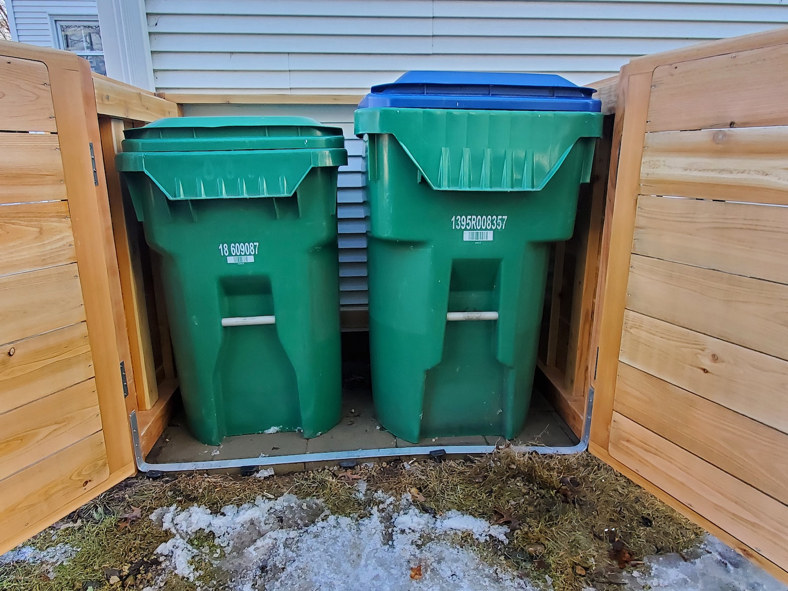 Garbage Can Outdoor Enclosure 100 Cedar With Stainless Steel Etsy