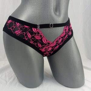 Sexy Black and Pink Lace Panties with Adjustable Strap – Sheer Mesh Back, Comfortable & Elegant Lingerie