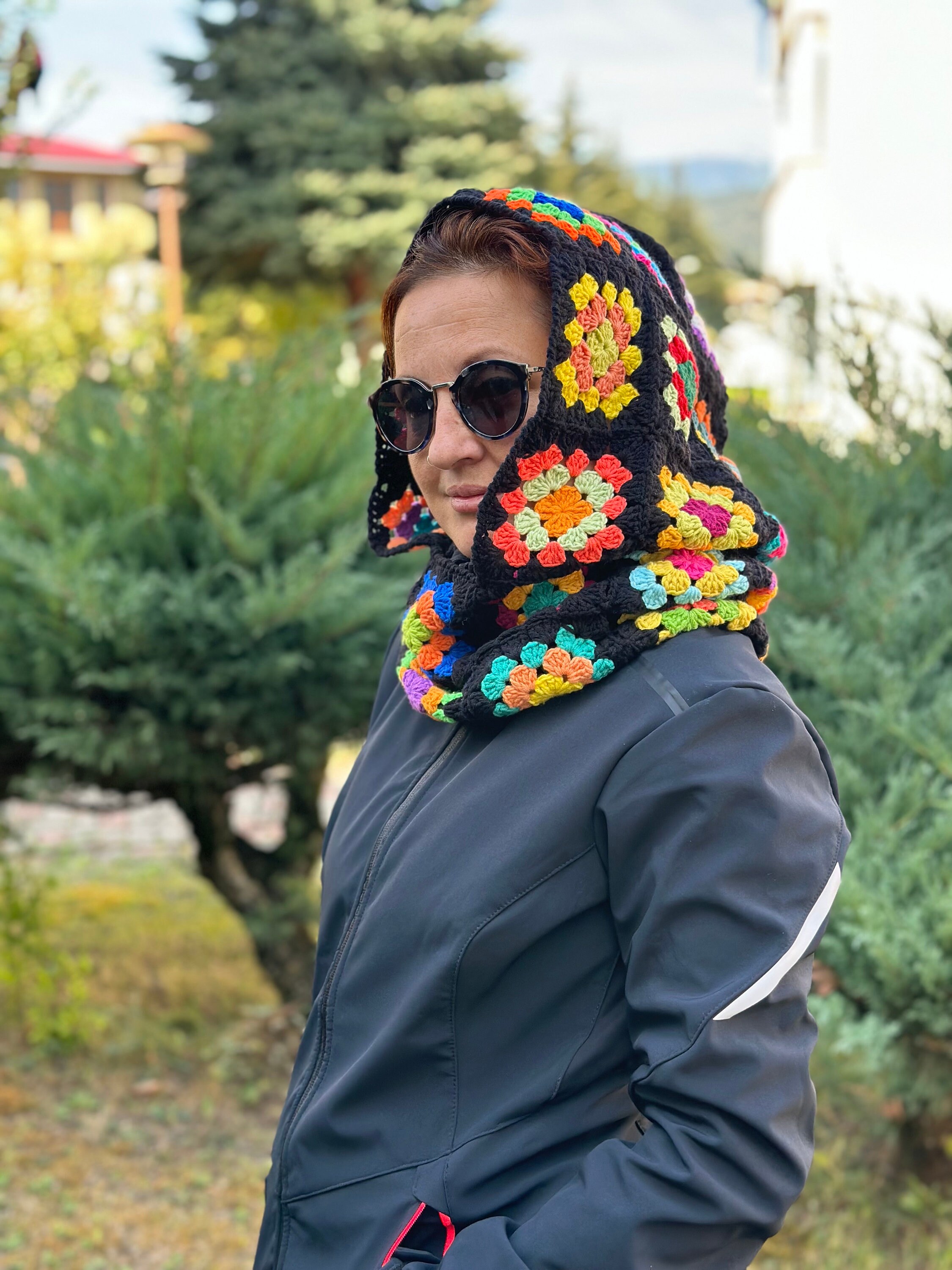 Pasamontañas de crochet negro, pasamontañas de crochet arcoiris, pasamontañas de abuela con cuadrados