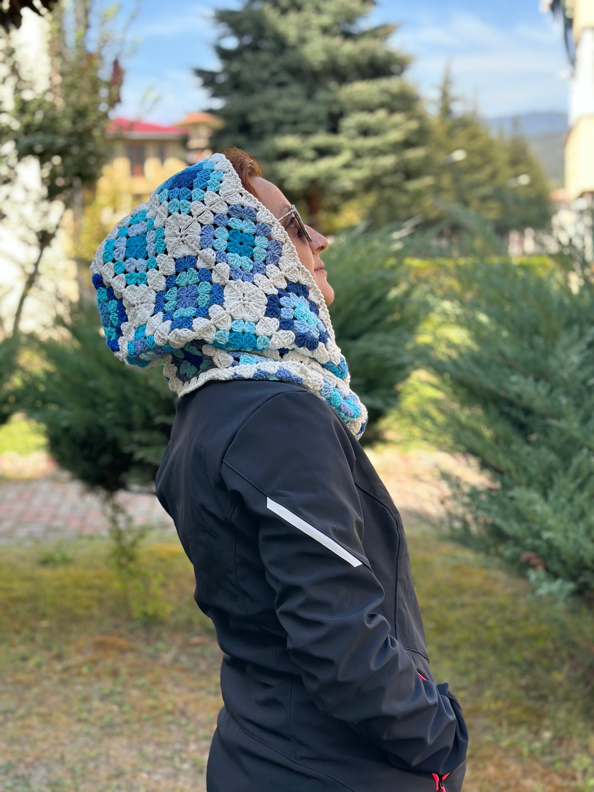 Crocheted Cream Balaclava, Blue Granny Square Balaclava  display picture 2