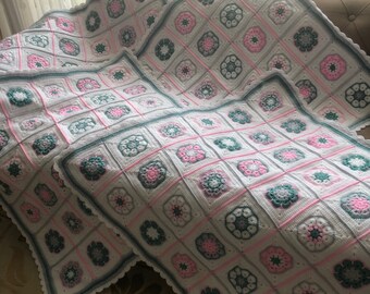 Flowers Crochet Baby Blanket, Granny Square Baby Blanket, Crochet Blanket Handmade, Crochet Baby Girl Blanket, Custom Crochet Baby Blanket