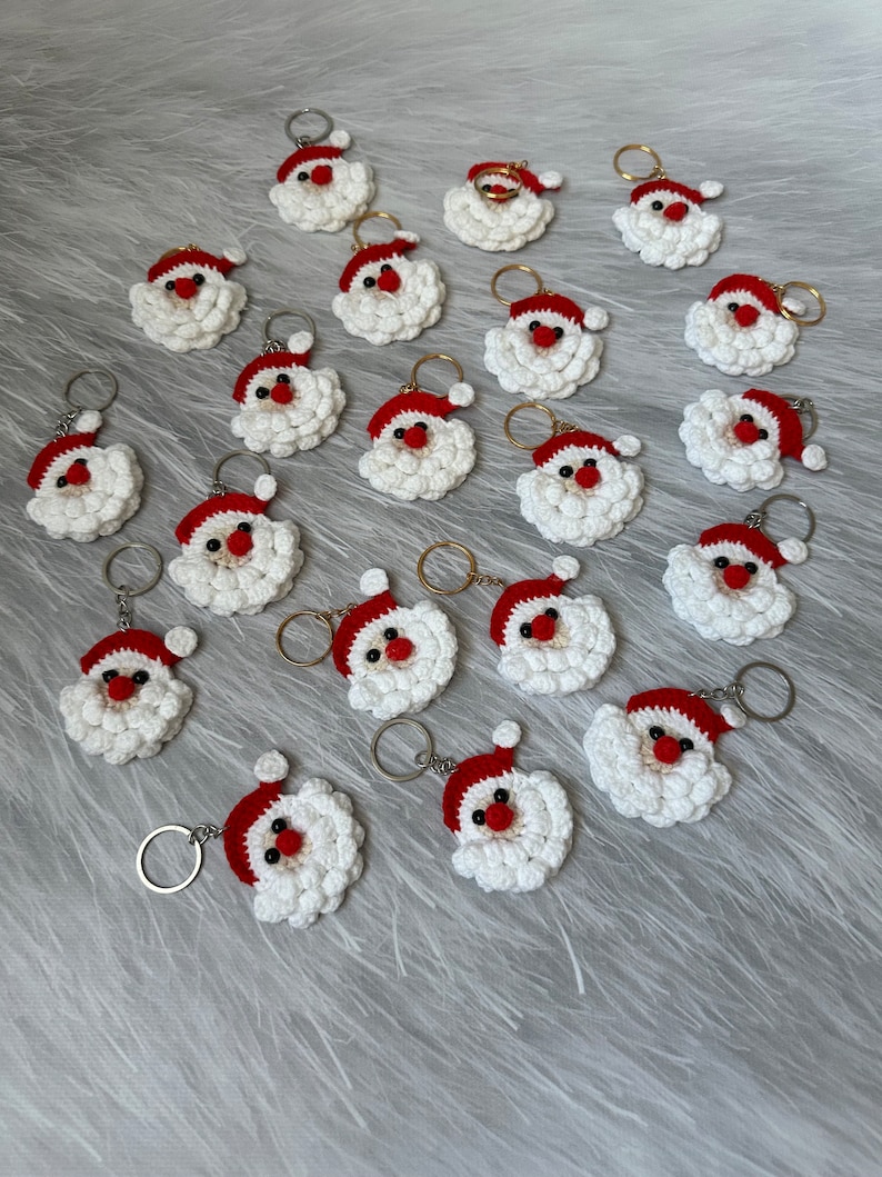 Santa Claus Keychain, Handmade Crochet Christmas Keychain, Knitted ...