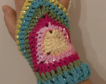 Knitted Gloves for the Winter Season, Hand Knit Fingerless Gloves, Hand Accessories for Women, Handmade Crochet Fingerless Gloves/Mittens