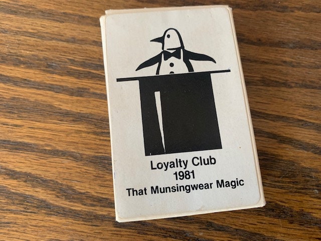 新品 レア Penguin by CLUBHAUS Munsingwear ペンギン バイ マンシングウェア Penguin by Munsingwear Penguin by