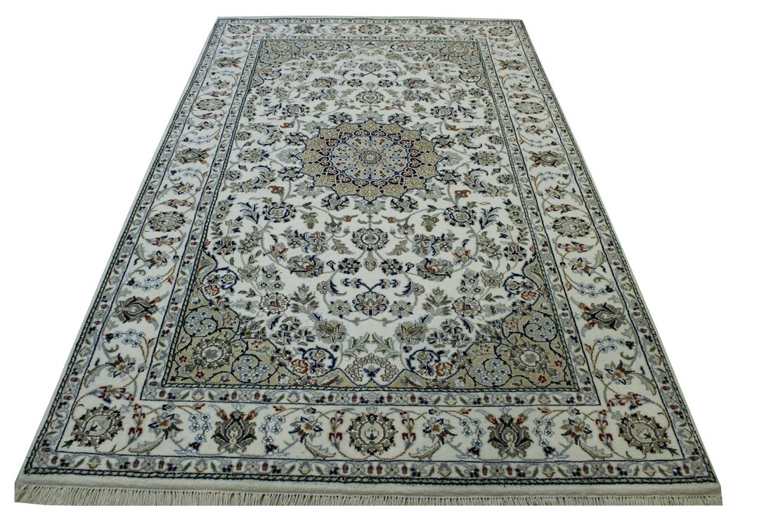 Ivory Silk Wool Nain Rug 5x8 | Handmade Luxury Area Rug for Cozy Living ...