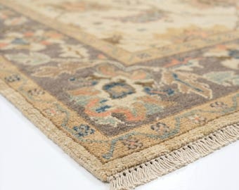 Ręcznie tkany wełniany dywan, tradycyjny dywan w kolorze beżowym i szałwiowo-zielonym, dywan do salonu w stylu boho z kwiatowym wzorem, orientalny, ręcznie robiony dywan 5x8