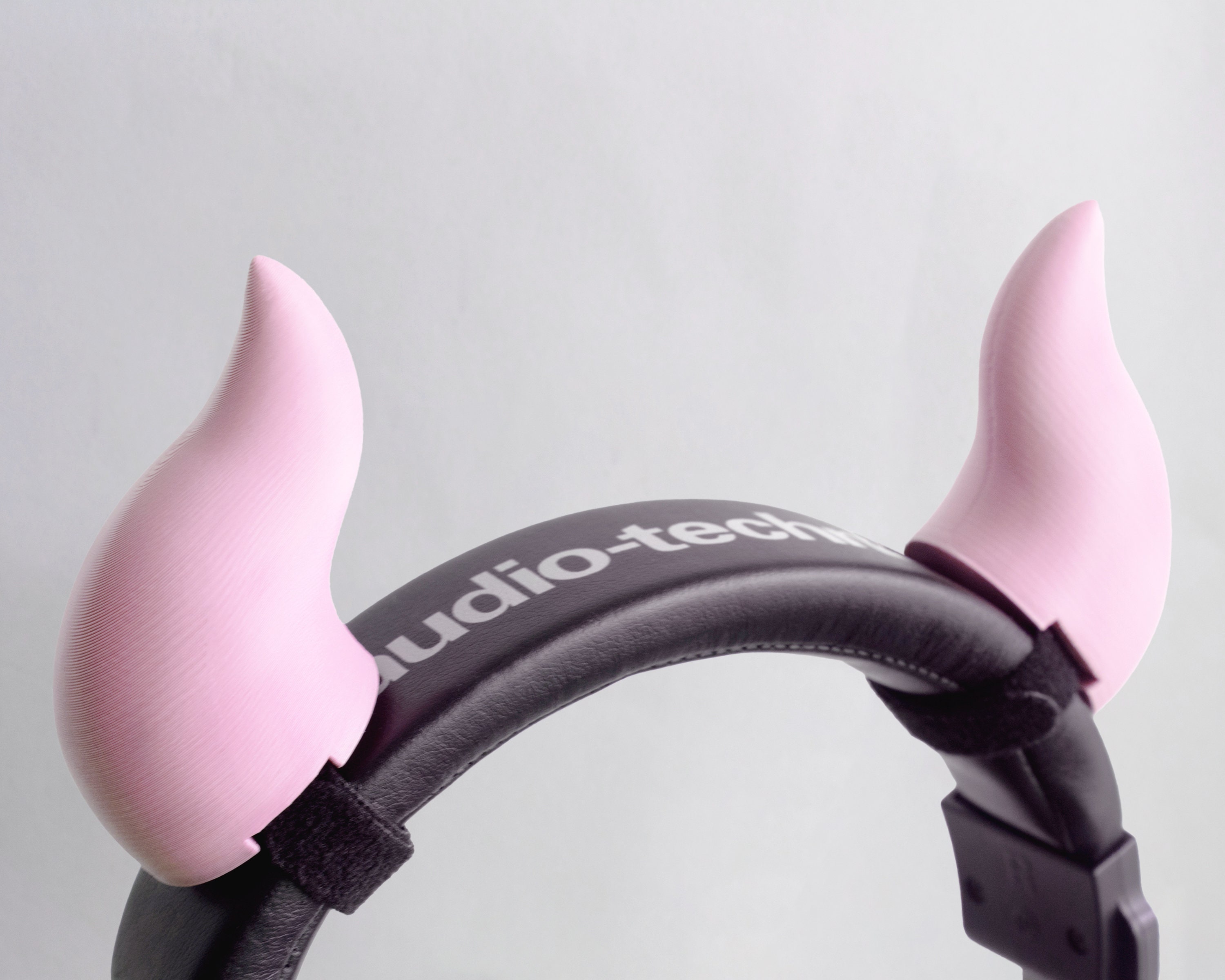 Kawaii Anime Demon Devil Horns Akcesorium do zestawu słuchawkowego, dodatek do gier Gamer Girl Headpiece Streamer Gift Cute Imp Cosplay RÓŻOWY