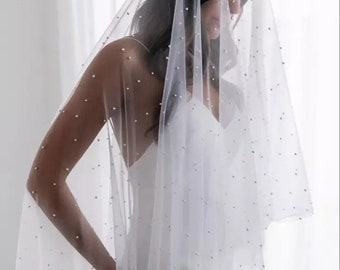 Luxury Pearls Wedding Veils No Comb / Beaded Bridal Veil /  / 1 Tier veil/ Cathedral Wedding Veil/ long bridal veil