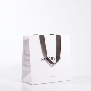 Custom gift bags thick luxury packaging gift paper bags , custom jewelry pack personalized shopping paper bags with logo