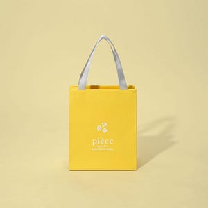 Custom gift bags thick luxury packaging gift paper bags , custom jewelry pack personalized shopping paper bags with logo