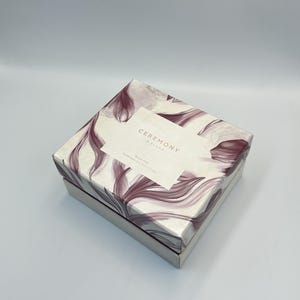 50 cajas impresas personalizadas. Caja de cartón grueso enyesado de 5,9" x 6,6" x 3,3". Caja de embalaje de productos. Caja de joyería.
