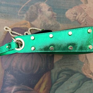 Vintage Grüne Leder Handytasche, Italienische Abend Clutch mit Insekt Bild 6