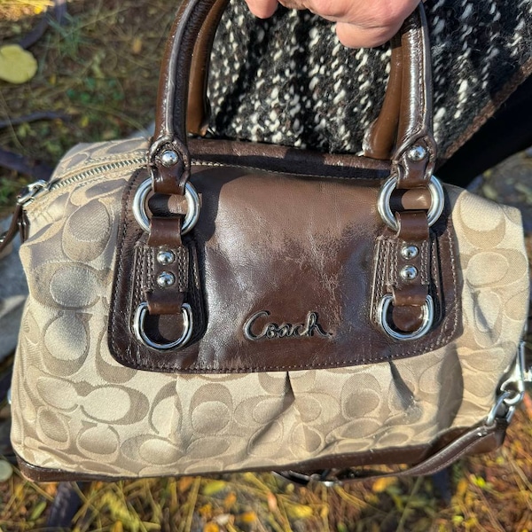 Vintage Coach bag 1990s Ashley Signature Satchel bag. Brown y2k bag.