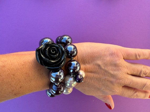 Black Rose Bracelet Set of 2. Large Beads Bracelets. Chunky  display picture 3