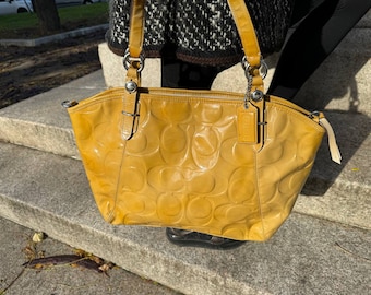 バッグ Rare Color Vintage Coach Yellow Day Pack Rare Color Vintage Coach Yellow Day Pack バッグ Rare Color