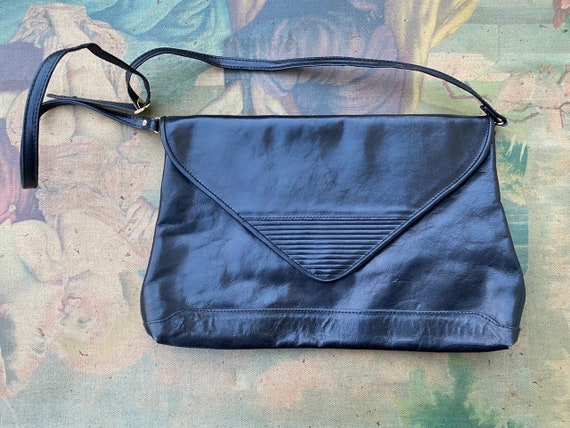 Vintage shoulder bag, envelope purse, italian lea… - image 3