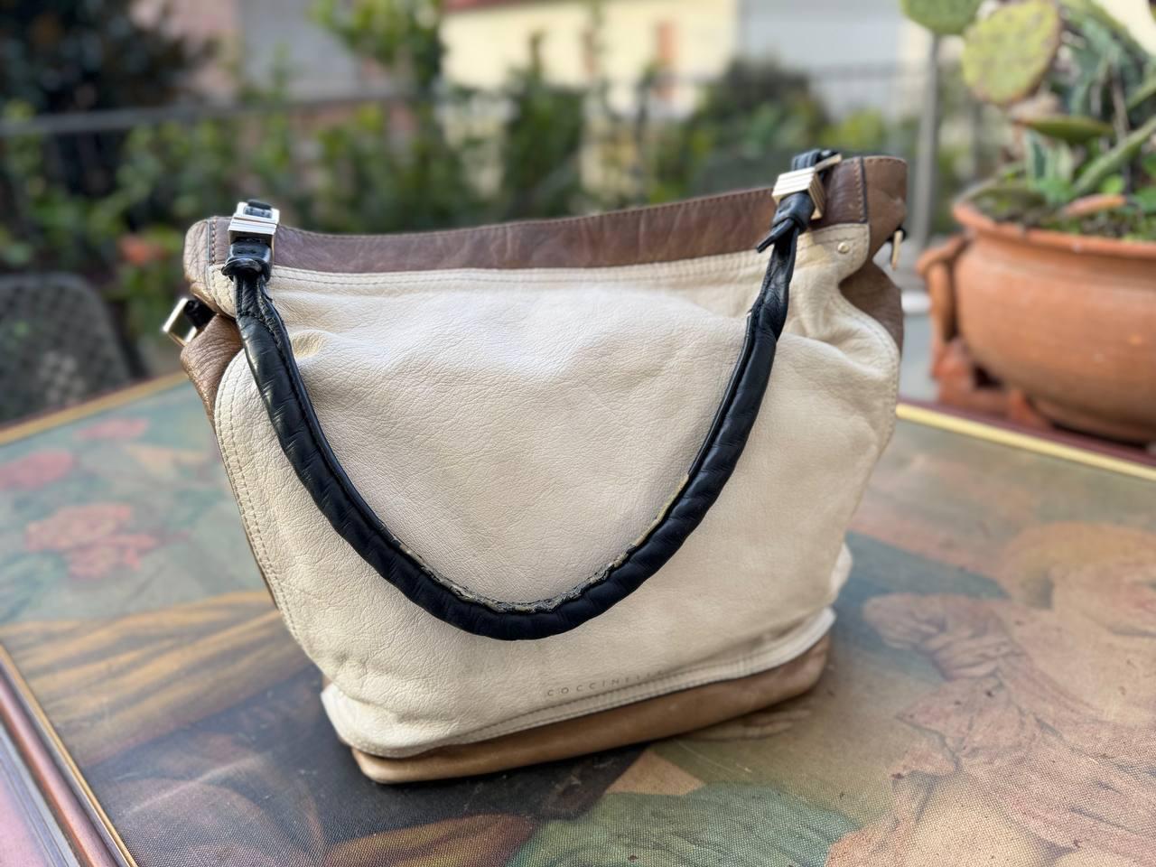 Sac Bandoulière Coccinelle En Cuir Vintage – Marron – Occasion