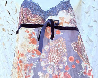Y2K Seiden Tank Top 2000er Jahre, florales Paisley Print Leibchen Top DivinaDivina. Italienischer Vintage-Look